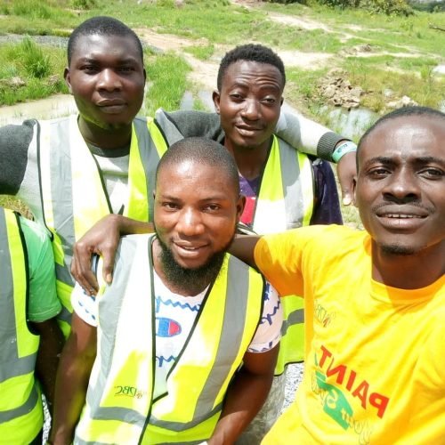 42366163_2118461671803668_3544405376760481897_n